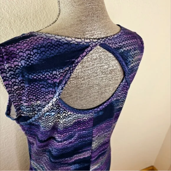 Peace & Pearls Mermaid Print Stretchy Pullover Dress - Picture 3 of 4